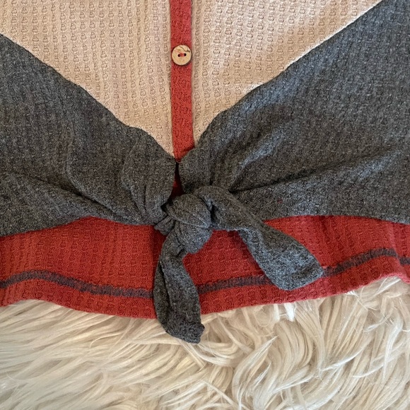 Paper Crane | Tie Front Top - Picture 5 of 12